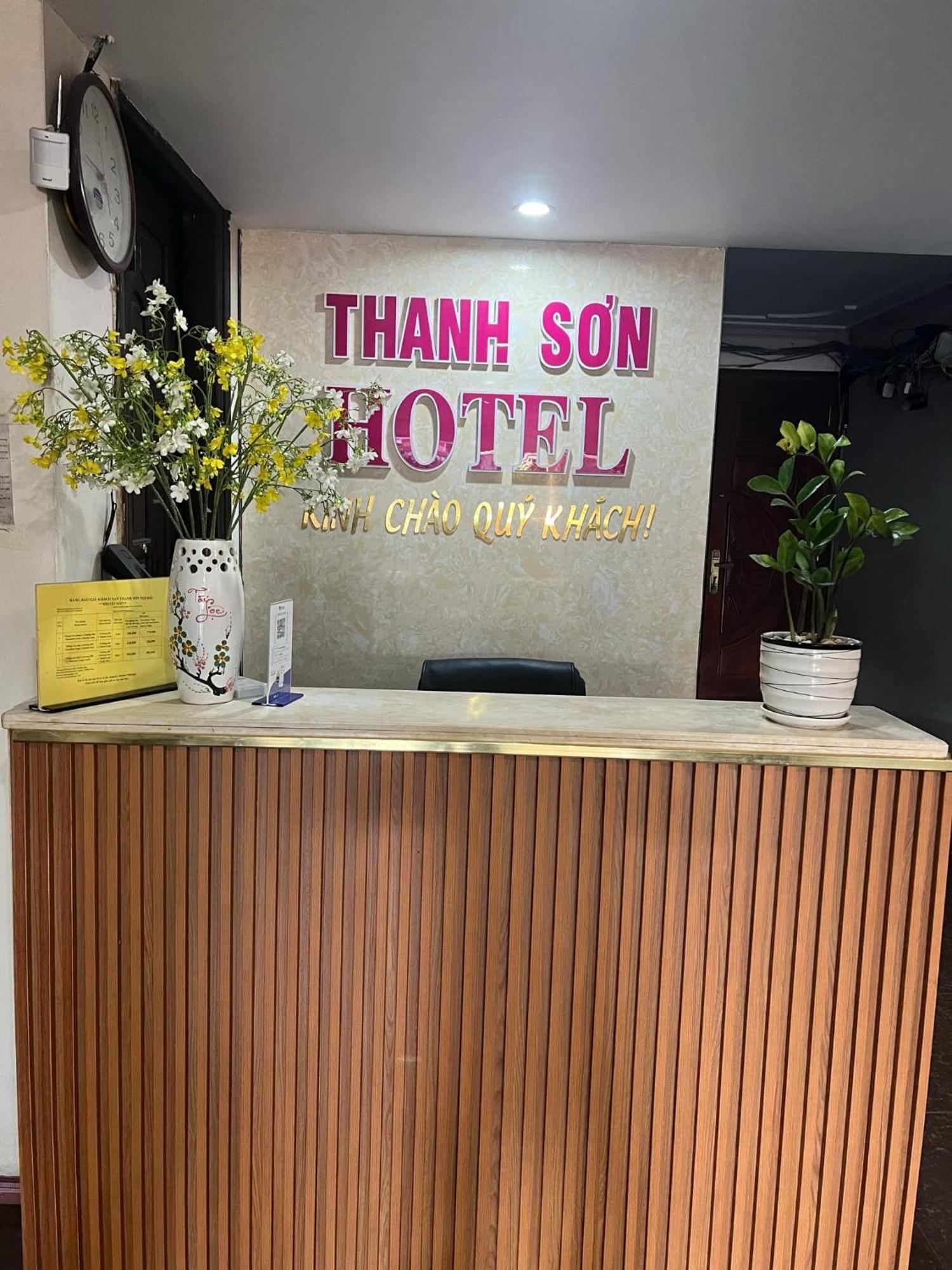 Khach San Thanh Son Noi Bai Hanoi Buitenkant foto